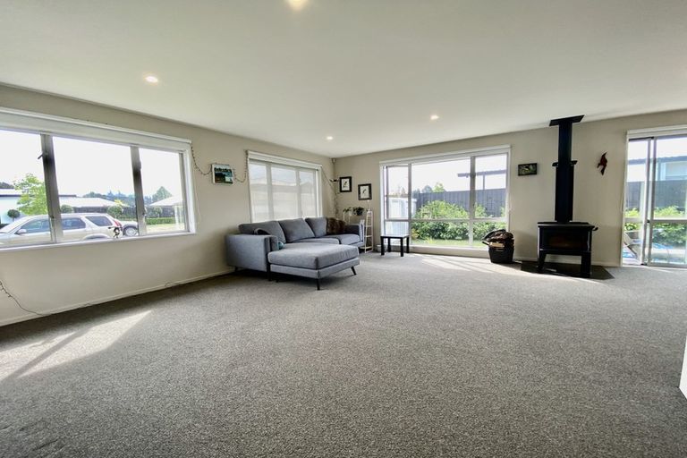 Photo of property in 75 Georgina Street, Marshland, Christchurch, 8083