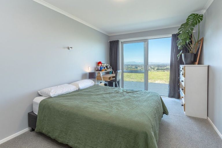 Photo of property in 91 Chester Park Drive, West Taratahi, Carterton, 5791