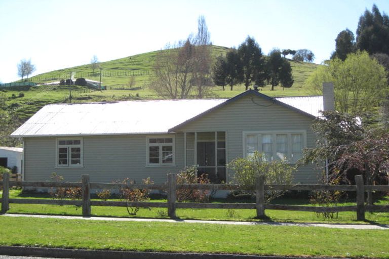 Photo of property in 27 Goldfinch Street, Taihape, 4720