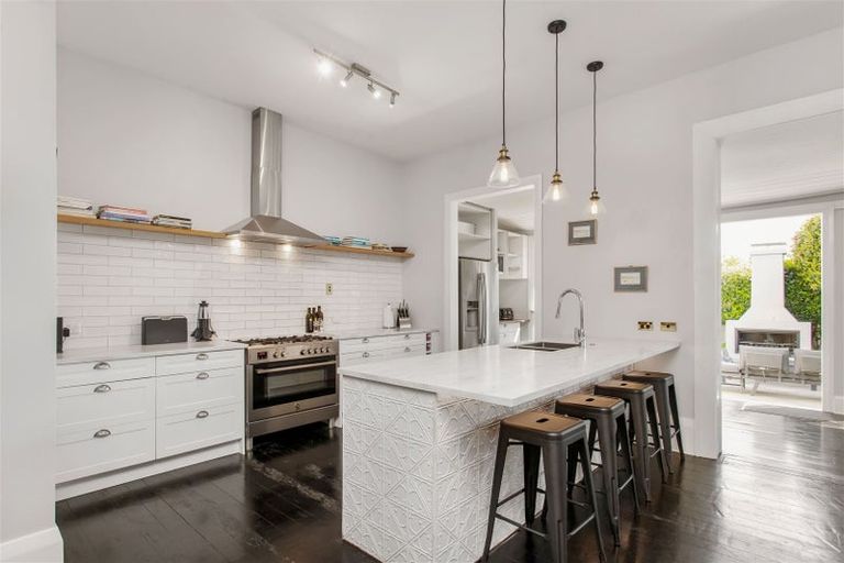 Photo of property in 121 Winchester Street, Merivale, Christchurch, 8014