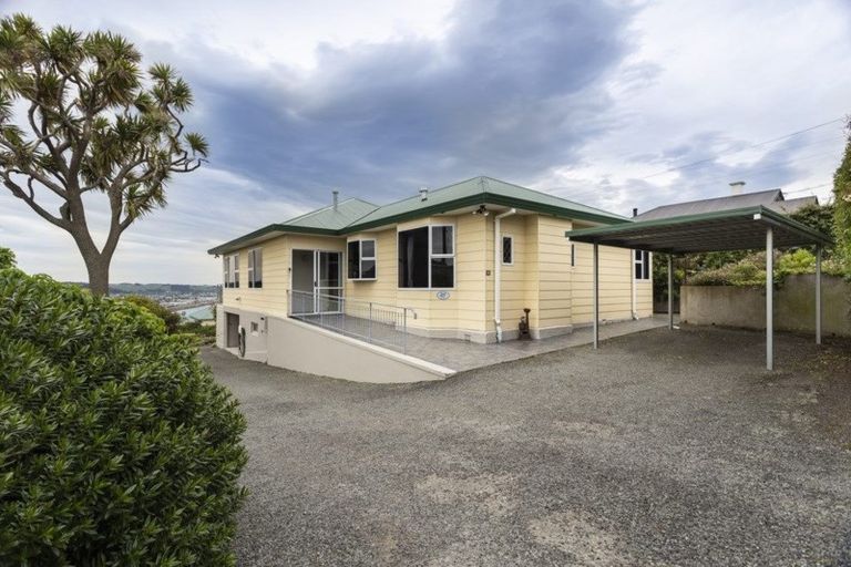 Photo of property in 10 Tamar Street, South Hill, Oamaru, 9400