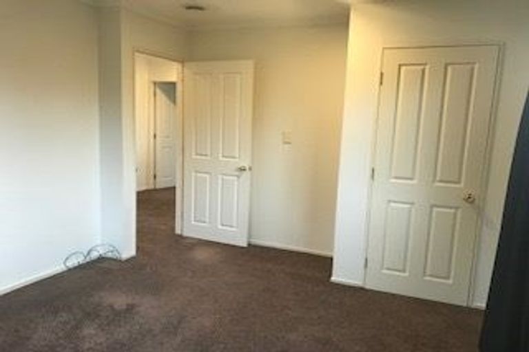 Photo of property in 4 Basra Drive, Henderson, Auckland, 0612