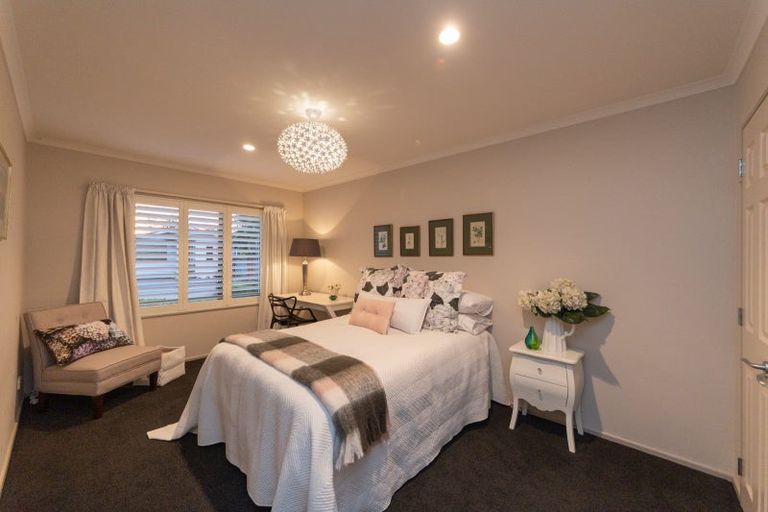 Photo of property in 86a Pahiatua Street, Hokowhitu, Palmerston North, 4410