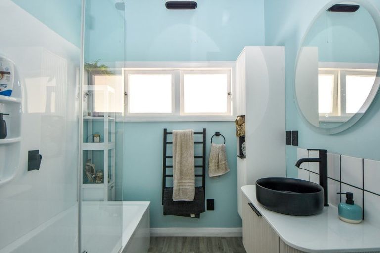 Photo of property in 18a Fisher Place, Carterton, 5713