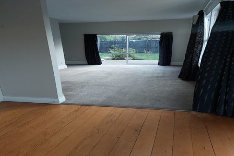 Photo of property in 7 Devonport Lane, St Albans, Christchurch, 8014