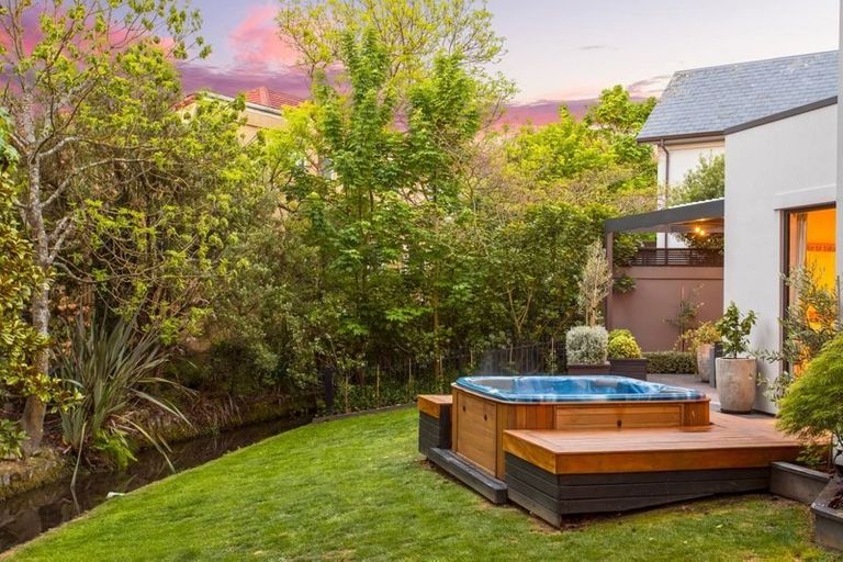 Photo of property in 29 Mcdougall Avenue, St Albans, Christchurch, 8014