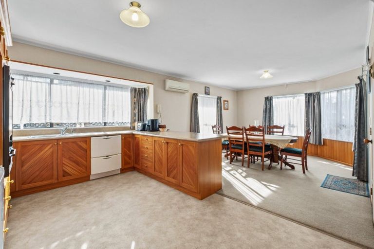 Photo of property in 2/1 Nelson Street, Papakura, 2110