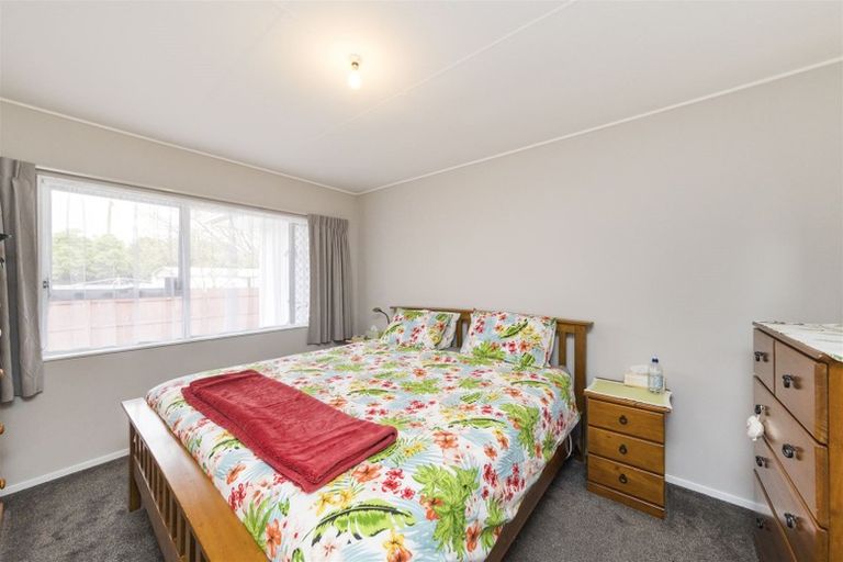 Photo of property in 6b Purdie Place, Milson, Palmerston North, 4414