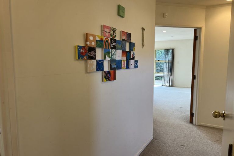 Photo of property in 2/84 Parau Street, Mount Eden, Auckland, 1041