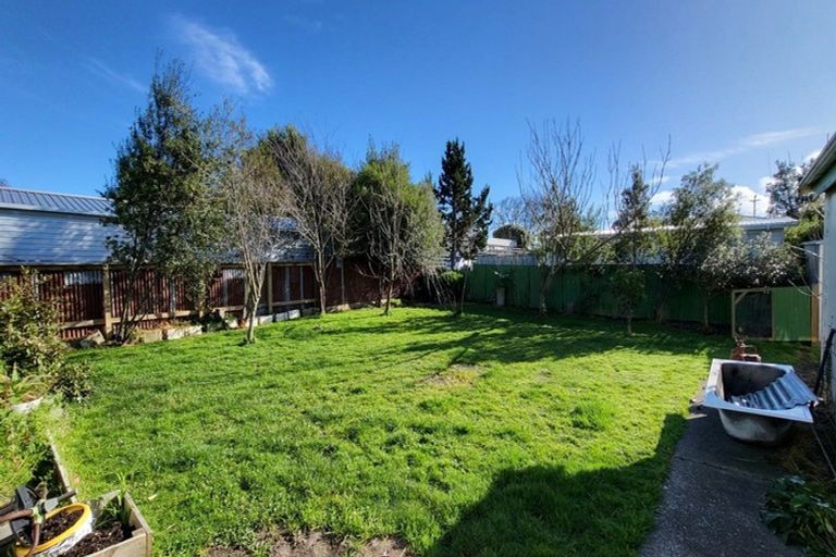 Photo of property in 14 Hunia Street, Marton, 4710