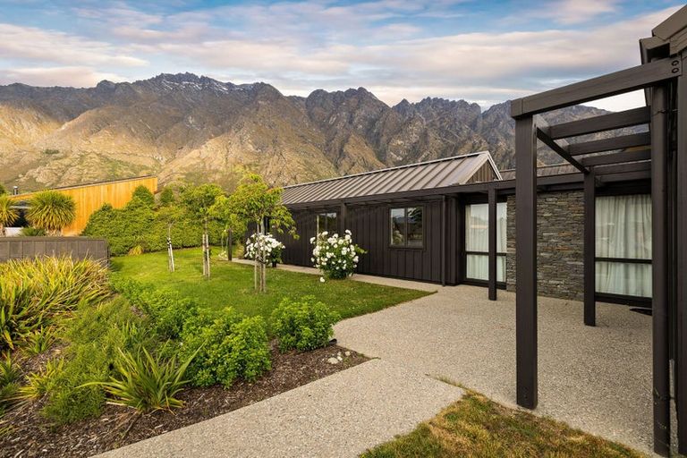 Photo of property in 10 Ellesmere Avenue, Jacks Point, Queenstown, 9371