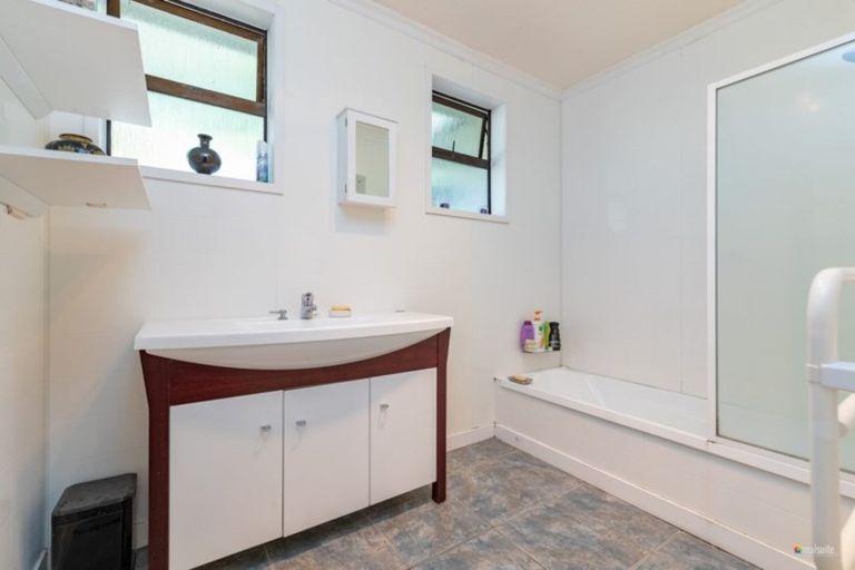 Photo of property in 60 Arawhata Street, Ranui, Porirua, 5024