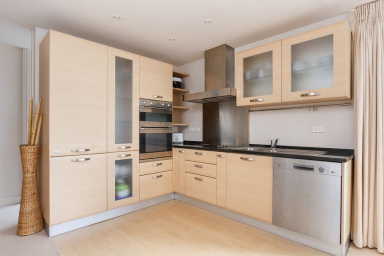 Photo of property in 201/16 Adams Avenue, Mount Maunganui, 3116