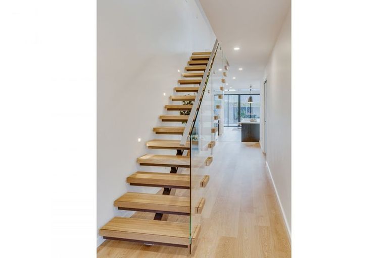 Photo of property in 170c Beacon Point Road, Wanaka, 9305