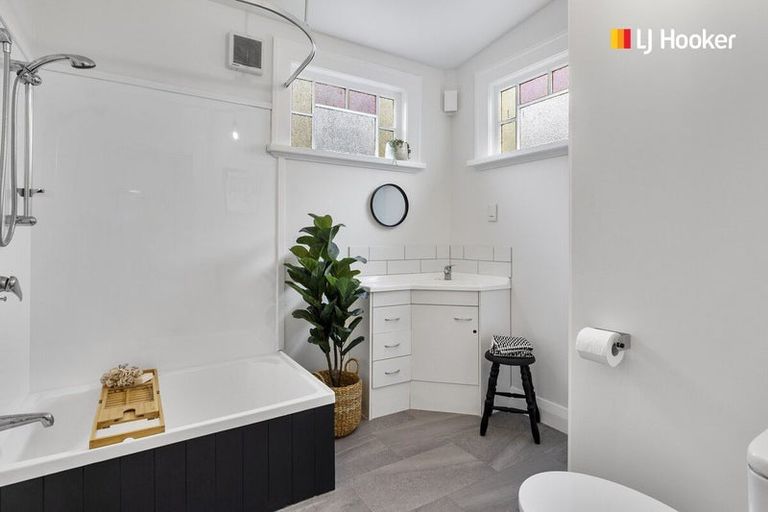 Photo of property in 10 Bacon Street, Broad Bay, Dunedin, 9014