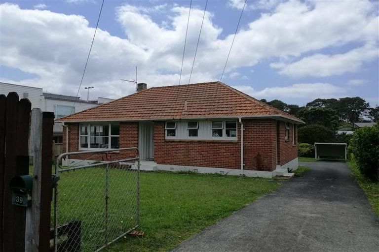 Photo of property in 39 Regina Street, Westmere, Auckland, 1022