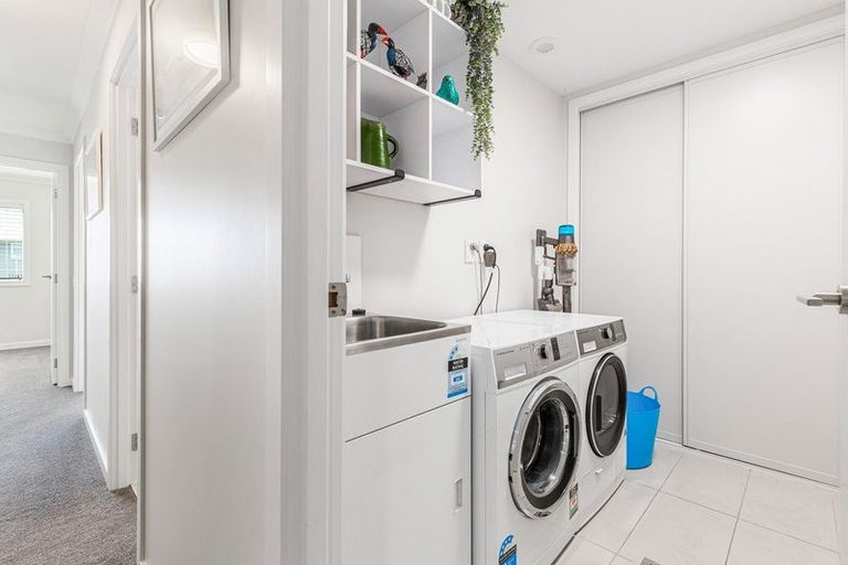 Photo of property in 74 Eaves Bush Parade, Orewa, 0931