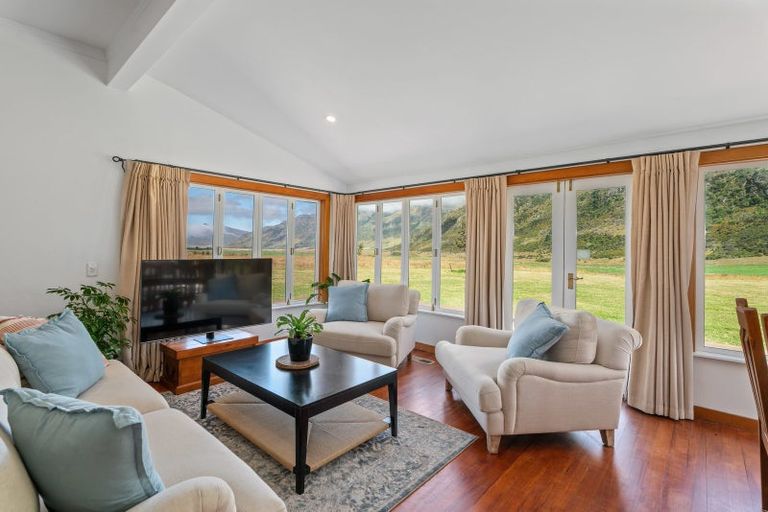 Photo of property in 121 Flyer View Lane, Kingston, 9793