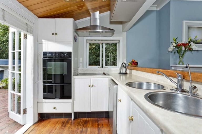 Photo of property in 10 David Street, Bayswater, Auckland, 0622