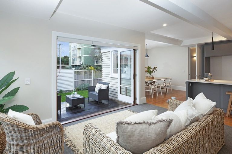 Photo of property in 11b Rhodes Street, Merivale, Christchurch, 8014