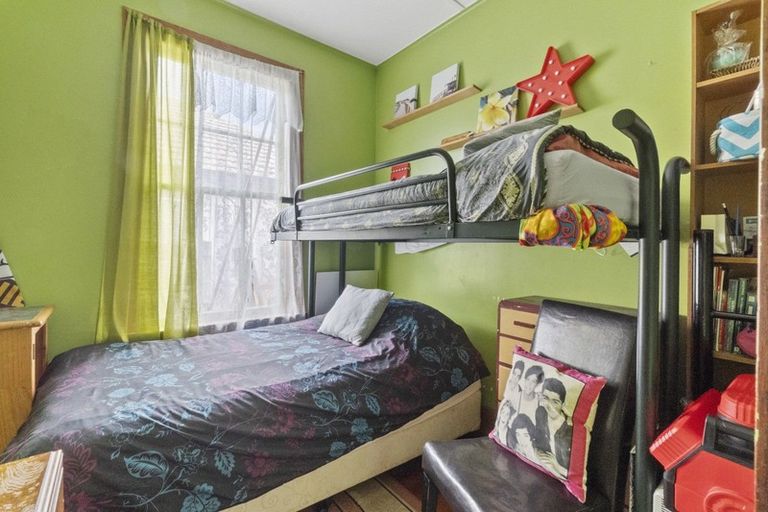 Photo of property in 1 Takahe Street, Frankton, Hamilton, 3204