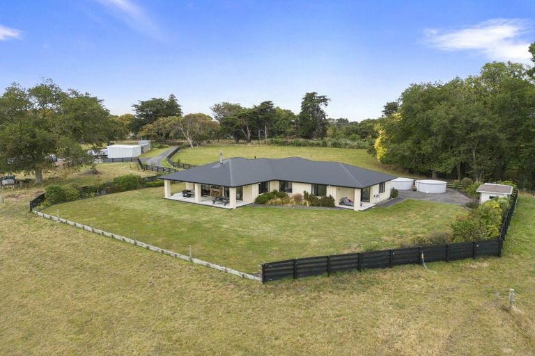 Photo of property in 245 Ashhurst Road, Bunnythorpe, Palmerston North, 4481