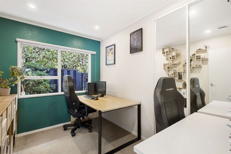 Photo of property in 4/17 Church Street, Devonport, Auckland, 0624