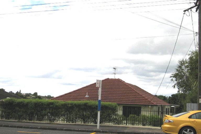 Photo of property in 131 Hinemoa Street, Birkenhead, Auckland, 0626