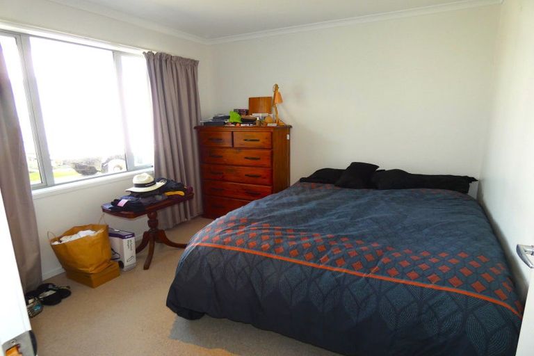 Photo of property in 28 Fonblanque Street, Westport, 7825