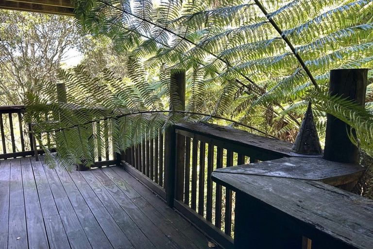 Photo of property in 10 Ward Drive, Opua, 0200