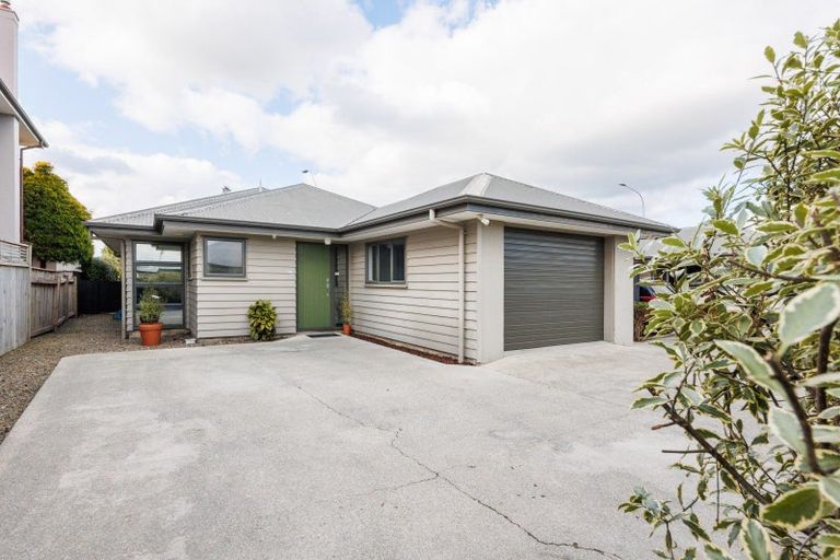 Photo of property in 603 Ferguson Street, Terrace End, Palmerston North, 4410