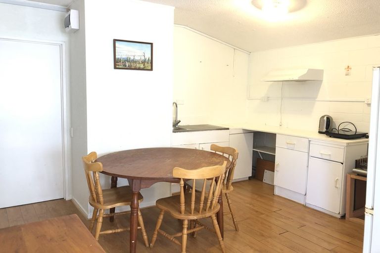 Photo of property in 1/3 Quebec Road, Milford, Auckland, 0620