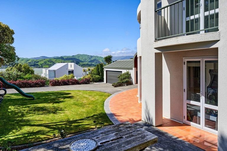 Photo of property in 24 Molyneux Close, Whitby, Porirua, 5024