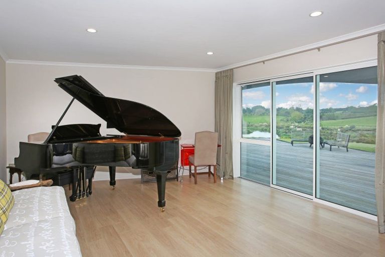 Photo of property in 80a Blackbridge Road, Karaka, Papakura, 2580