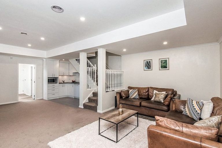 Photo of property in 13 Waru Street, Khandallah, Wellington, 6035