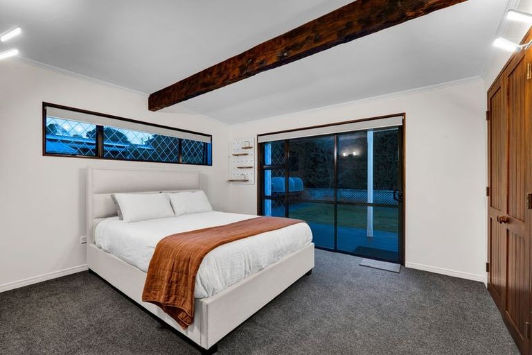 Photo of property in 76a Paynters Avenue, Strandon, New Plymouth, 4312