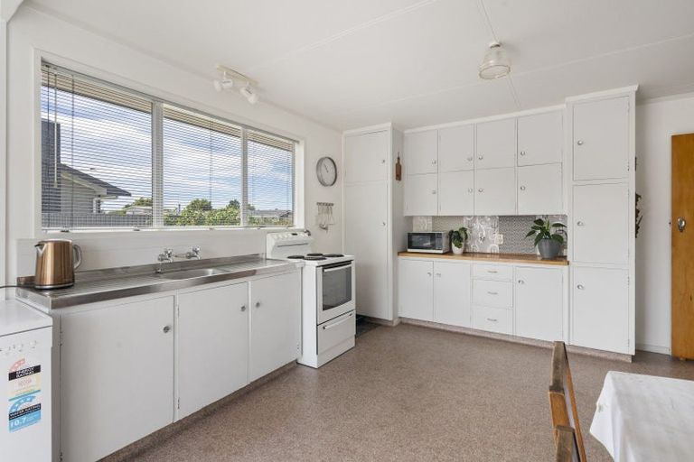 Photo of property in 50 Robinson Crescent, Tamatea, Napier, 4112
