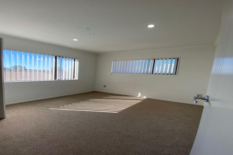 Photo of property in 49a Birdwood Avenue, Papatoetoe, Auckland, 2025