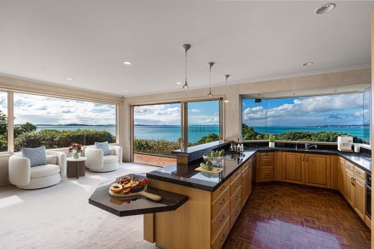 Photo of property in 156 Clovelly Road, Bucklands Beach, Auckland, 2012