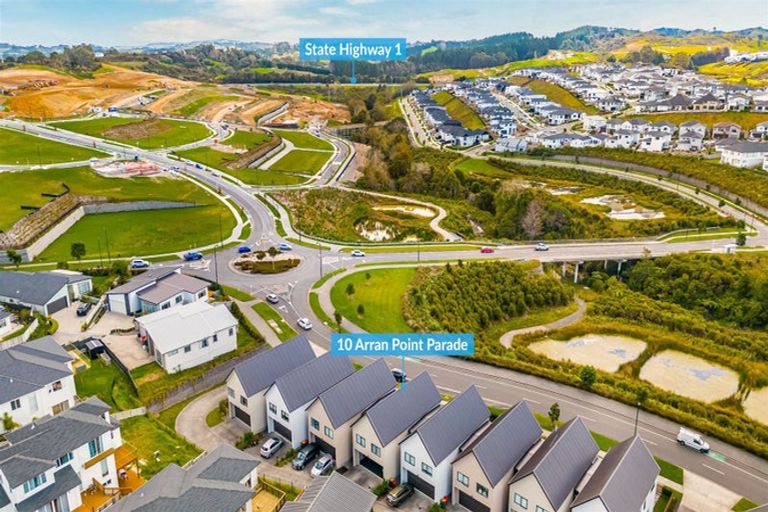 Photo of property in 10 Arran Point Parade, Orewa, 0931