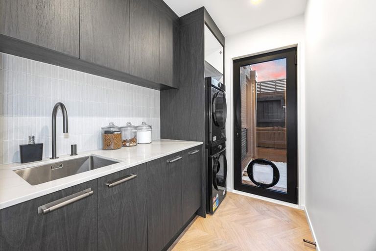 Photo of property in 2/35 Saint James Avenue, Papanui, Christchurch, 8053
