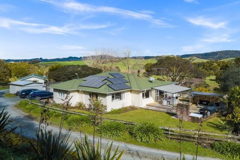 Photo of property in 550 Kaipara Flats Road, Dome Forest, Warkworth, 0981