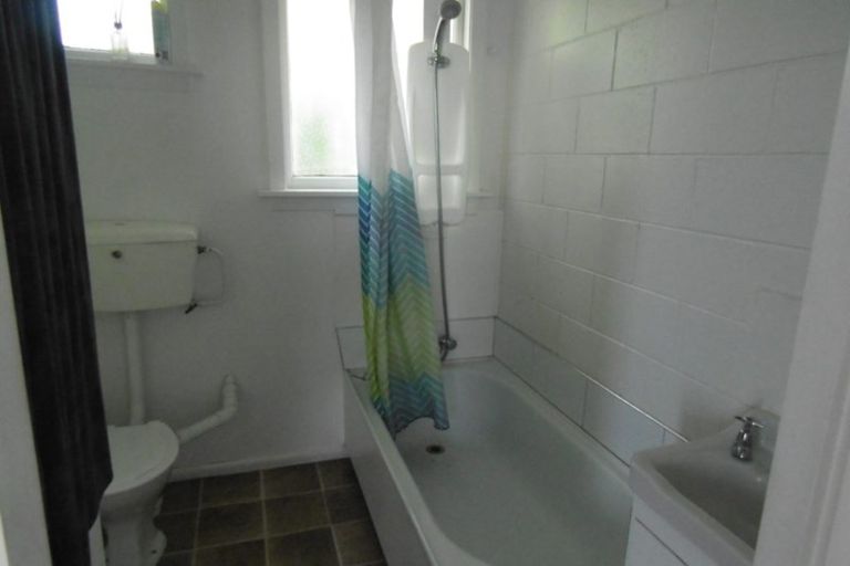 Photo of property in 2/9 Abberley Crescent, St Albans, Christchurch, 8014