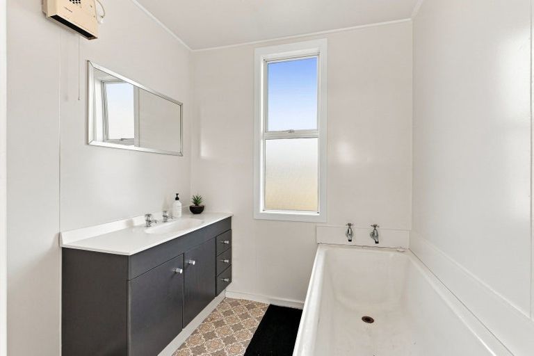 Photo of property in 125 Roxburgh Street, Heriot, Tapanui, 9587