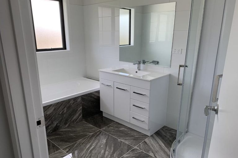 Photo of property in 19 Mill Street, Marton, 4710