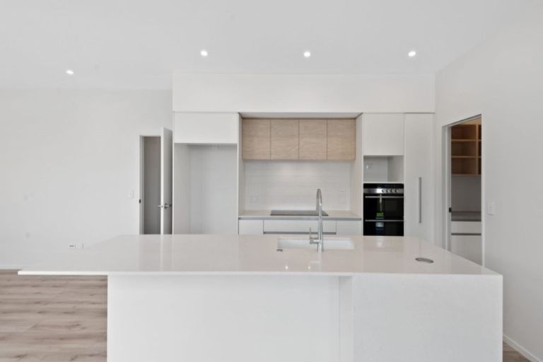 Photo of property in 45 Angiangi Crescent, Beachlands, Auckland, 2018