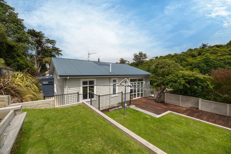 Photo of property in 1 Everton Road, Andersons Bay, Dunedin, 9013