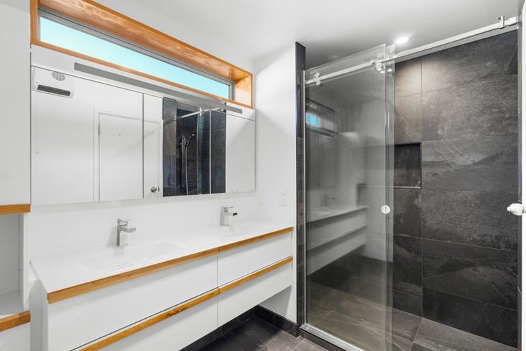 Photo of property in 21 Mccombs Street, Somerfield, Christchurch, 8024