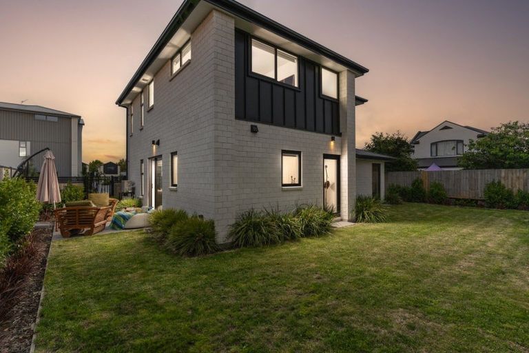 Photo of property in 60 Mohua Lane, Upper Riccarton, Christchurch, 8041