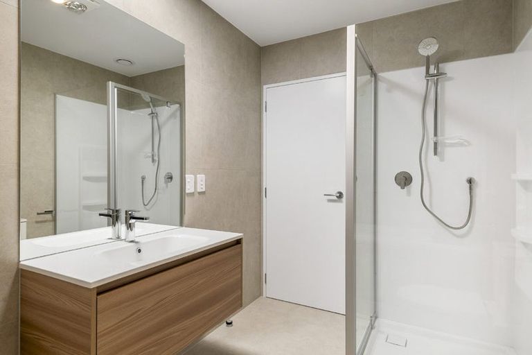 Photo of property in 11 Rauawa Lane, Hobsonville, 0616